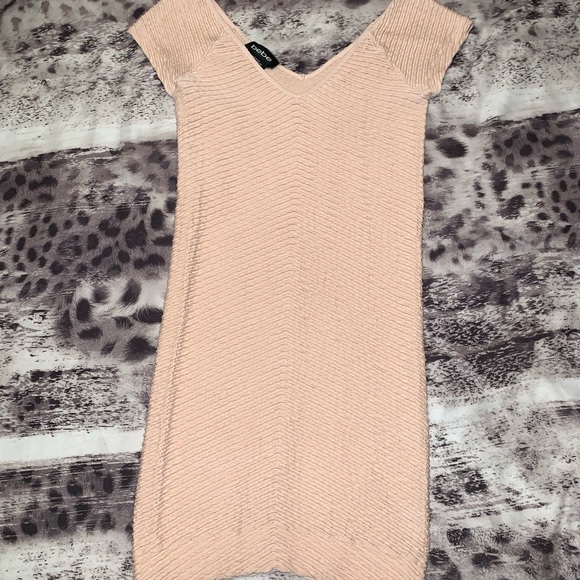 Bebe Bodycon Dress - Picture 3 of 6